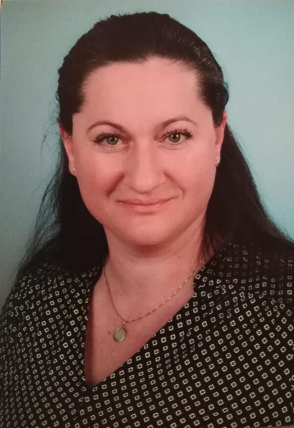Bild vergr&ouml;&szlig;ern: Portraitbild von Nina Schoedel